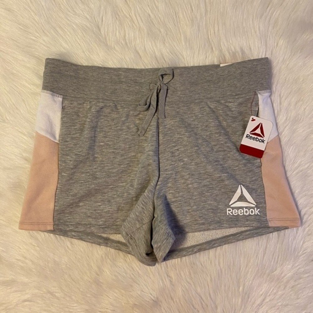 Reebok Shorts Womens Size XL Gray Pink White Relaxed Short Stretchy Waistband